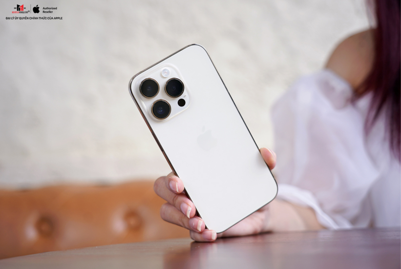 Mẹo khắc phục pin iPhone bị chai ai cũng nên biết