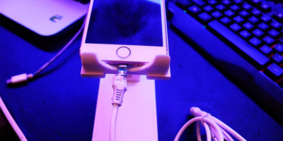 Cách sửa dây sạc lightning trên iPhone bị hỏng cực dễ dàng