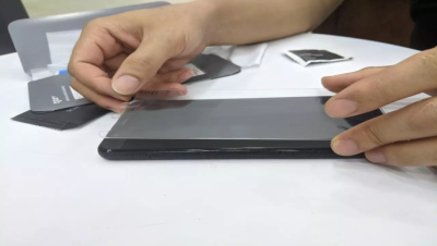 Dán cường lực nào tốt cho iPhone? Những loại nào nên chọn?