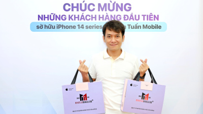 Đạo diễn Lý Hoàng tậu hẳn 2 chiếc iPhone 14 Pro Max