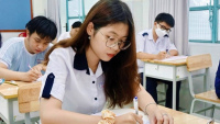 Đề thi và gợi ý đáp án môn Văn tốt nghiệp THPT năm 2024