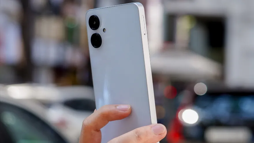Galaxy A06 có giá hơn 2 triệu, liệu có đáng mua?