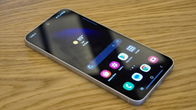 Galaxy S24 thêm tính năng tạo hình nền AI trên One UI 6.1