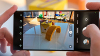 Galaxy S24 xác nhận tính năng xóa chủ thể ảnh AI
