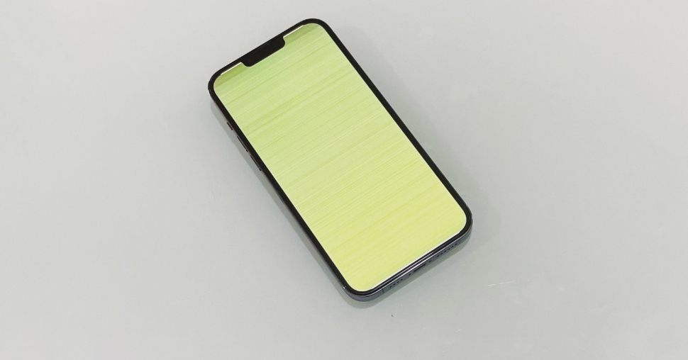 Khắc phục lỗi màn hình xanh lá trên iPhone 13 Pro Max
