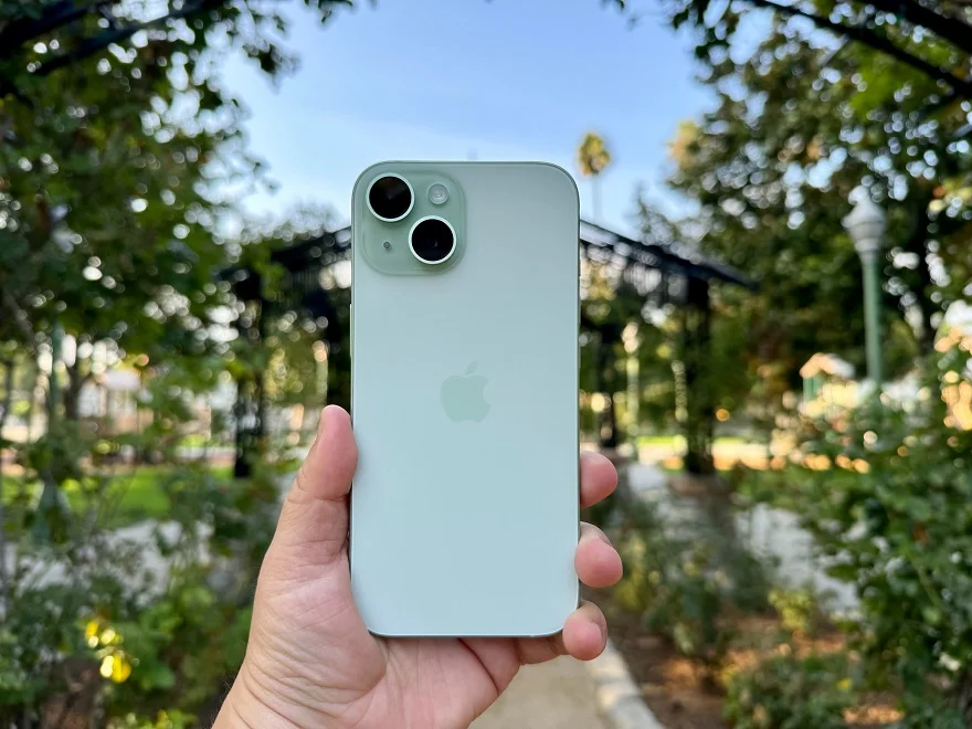 Mệnh Mộc, Thổ nên chọn ngay iPhone 15 màu này
