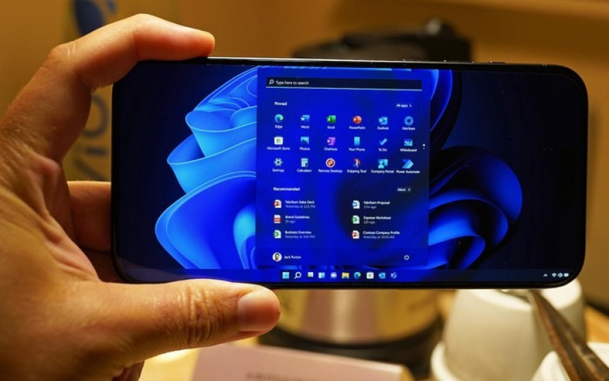 iPhone 15 Pro chạy Windows 11: Khả thi nhưng còn hạn chế