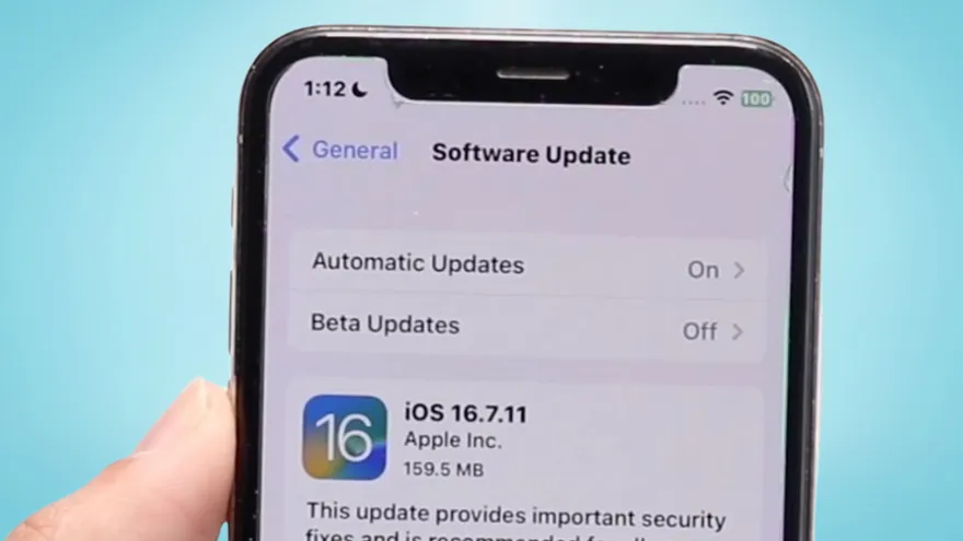 iPhone cũ có nên cập nhật iOS 16.7.11 và iOS 15.8.4?
