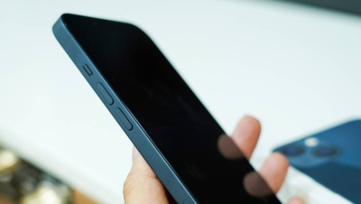 Khắc phục lỗi màn hình iPhone bị đen nhưng vẫn có tiếng