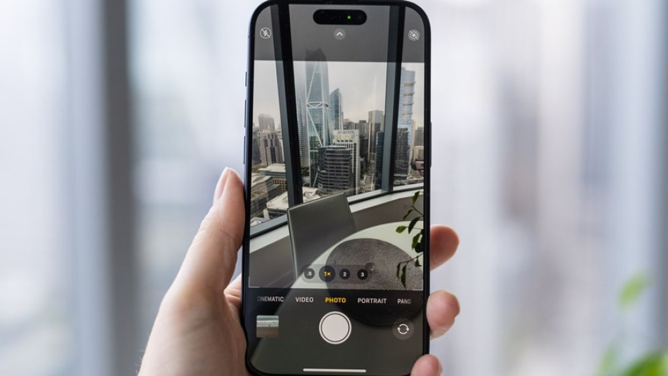 Mẹo xóa phông ảnh bằng iPhone 15 nhanh nhất