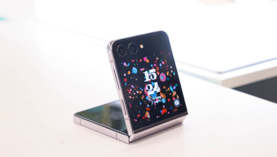 Một ngày trải nghiệm Samsung Galaxy Z Flip5, có đáng tiền không?