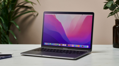 Mua MacBook Pro M2 ở đâu tốt? Gợi ý địa điểm mua chính hãng, giá tốt, bảo hành uy tín