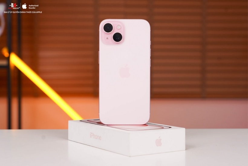 Bạn cần làm ngay những việc này nếu iPhone 15 bị dính nước