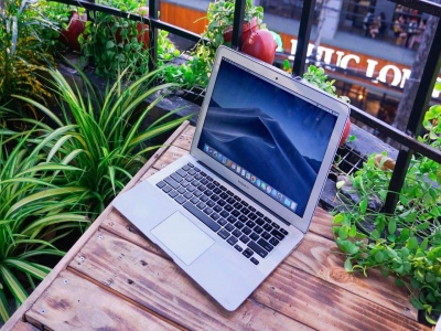 Sau 3 năm ra mắt Macbook Air 2017 có còn là sự lựa chọn tốt?