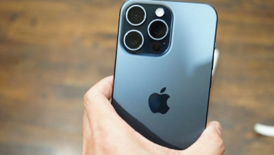 Sở hữu ngay iPhone 15 Pro Max Blue Titanium với giá hấp dẫn