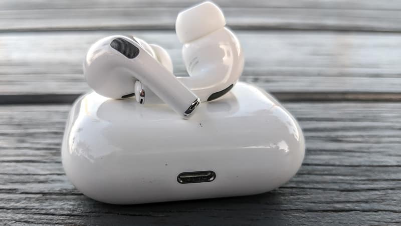 Tai nghe AirPods 2 và AirPods Pro có phiên bản cập nhật firmware 3A283