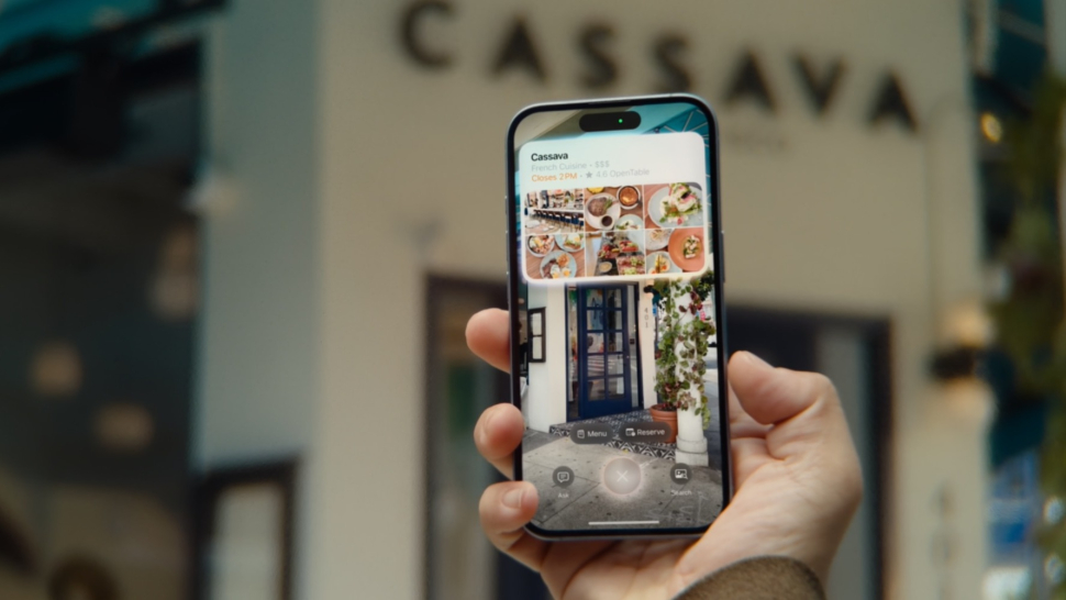 Visual Intelligence trên iOS 18.2 Beta là gì, dùng ra sao?
