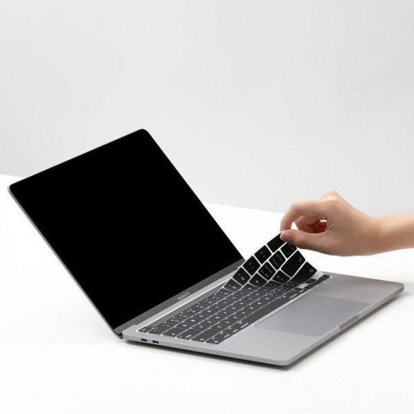 IKC2337BLK - Phủ phím MacBook Air M1 13 inch 2020 Innostyle Keyguard Prime - 3