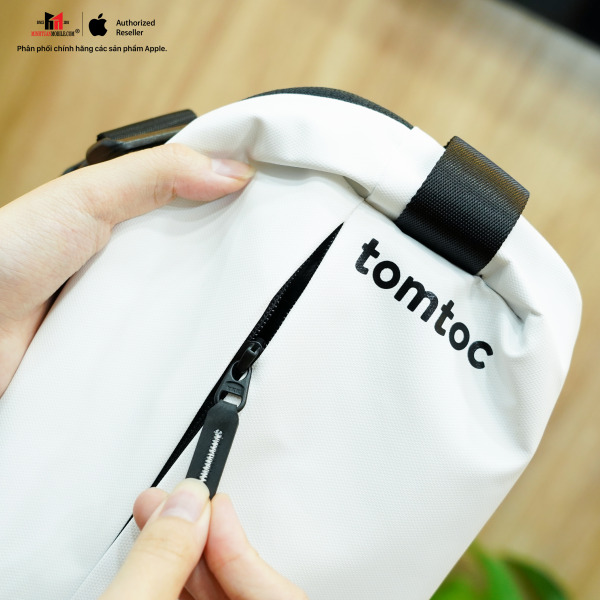 H02-A04W - Túi đeo chéo Tomtoc Lightweight Codura Sling Bag - 2