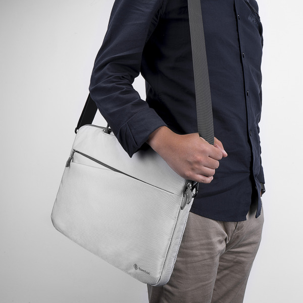 A45C01G - Túi chống sốc MacBook 13 14 inch Tomtoc Messenger Bags - 9