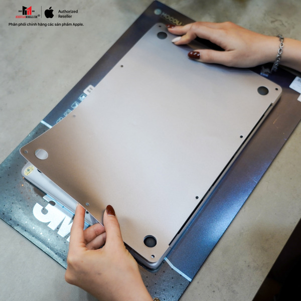 MOC4078 - Bộ dán MacBook Pro 13 inch M1 M2 MOCOLL 5 in 1 - 5