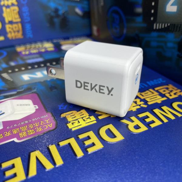 A2366 - Cốc sạc nhanh Dekey 20W Power Pioneer - 3