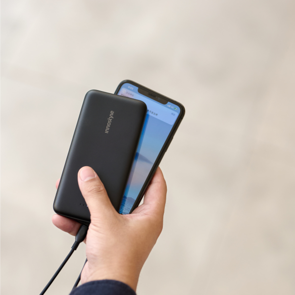 IP10SA-WHI-V2 - Pin sạc dự phòng Innostyle 10.000 mAh PowerGo Smart Ai Vesion 2 - 2