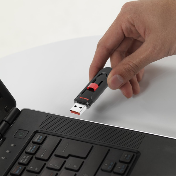 USB24042403 - USB 3.0 SanDisk Cruzer Glide CZ600 64GB 100MB s (SDCZ600-064G-G35) - 3